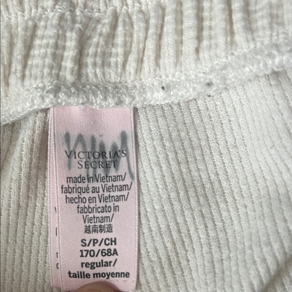 Victoria's Secret Cream Joggers - Picture 2 of 4